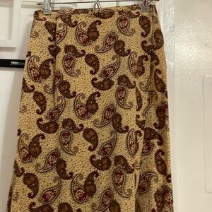Skirt tan color size 12p